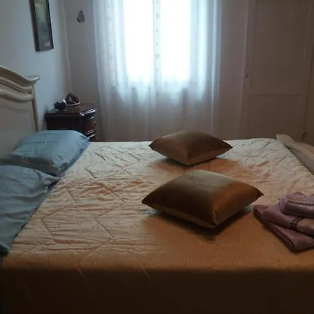 La Casa Del Bobo